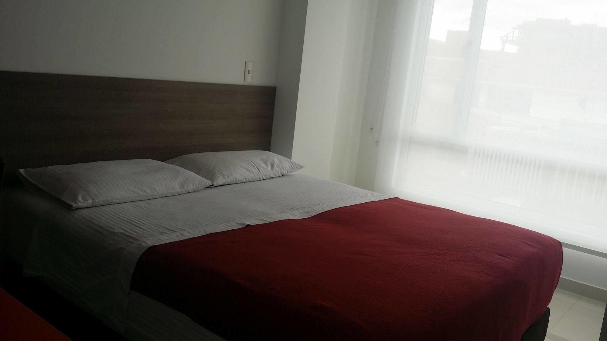 A Bogota On Holidays By Open - Hotel Cas-Embajada Americana Εξωτερικό φωτογραφία
