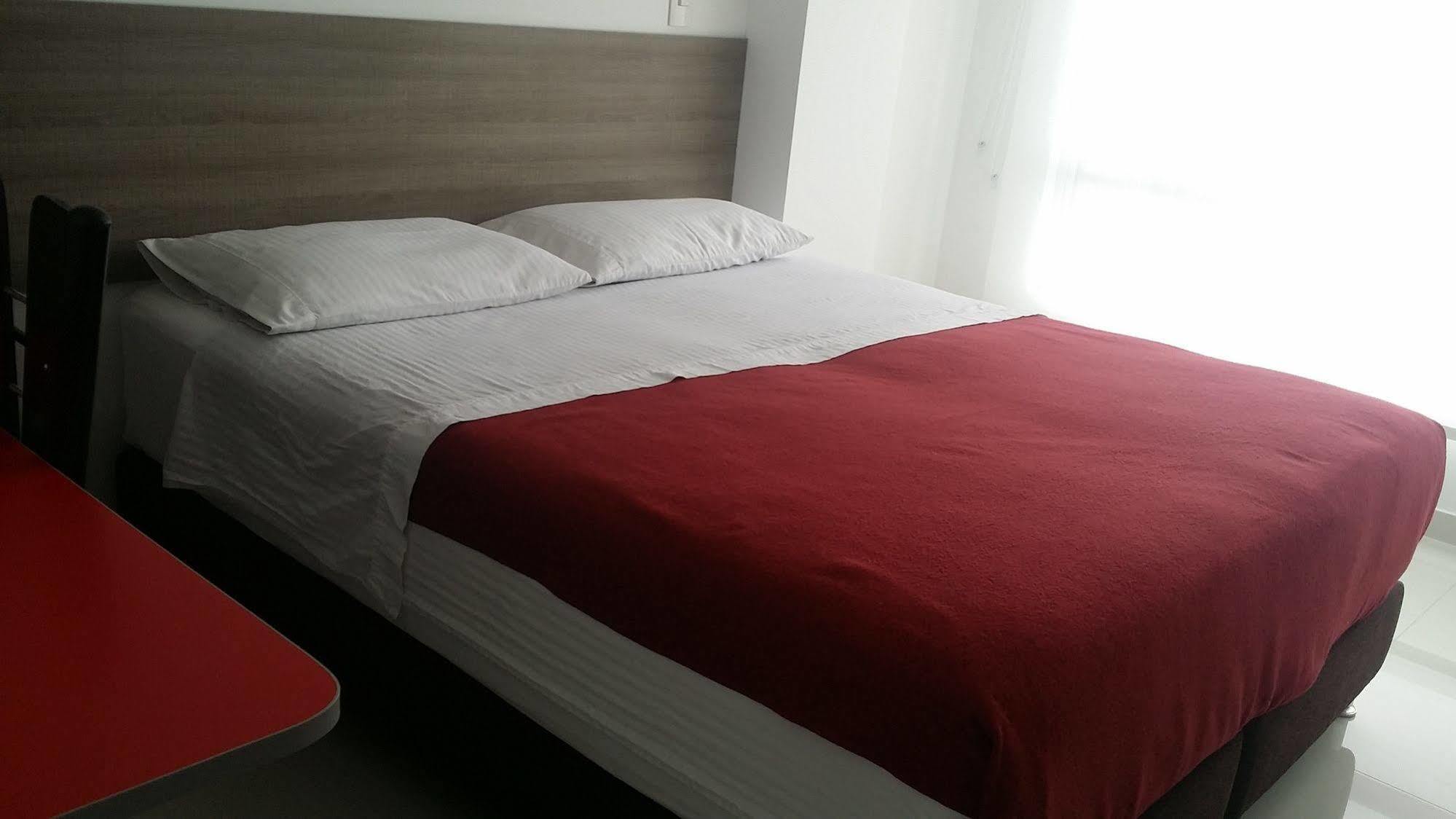A Bogota On Holidays By Open - Hotel Cas-Embajada Americana Εξωτερικό φωτογραφία